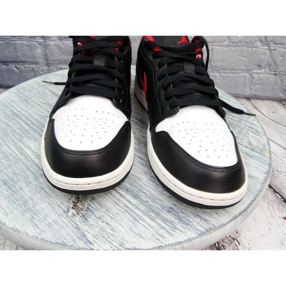 Jordan Air Jordan 1 Low Black/Fire Red-White Men Size 12 Used OG Box - Picture 15 of 16